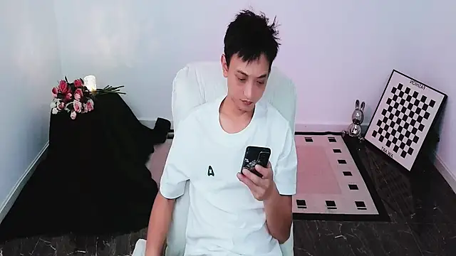 GJ-01 online show from 06/25/26, 04:43