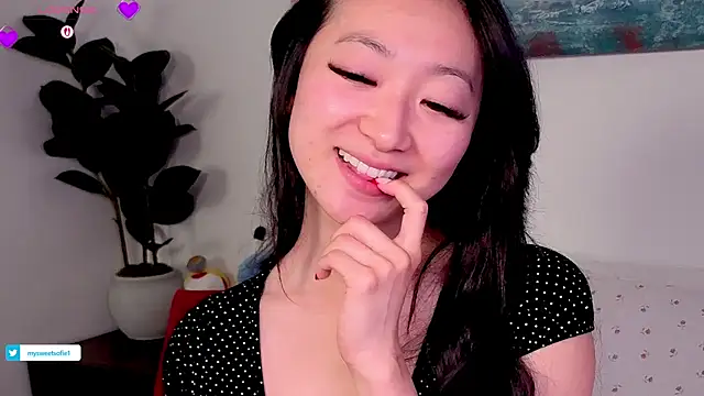 MySweetSofie online show from 02/10/26, 07:24