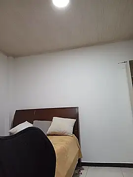 Snapshot of AnahTaylor chatting on 07/15/26, 04:08 AnahTaylor online show from 07/15/26, 04:08