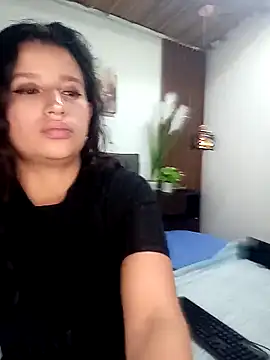 victorialuxe  online show from 06/20/26, 02:49