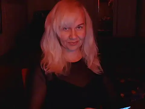 Ravelynni online show from 07/26/26, 04:03