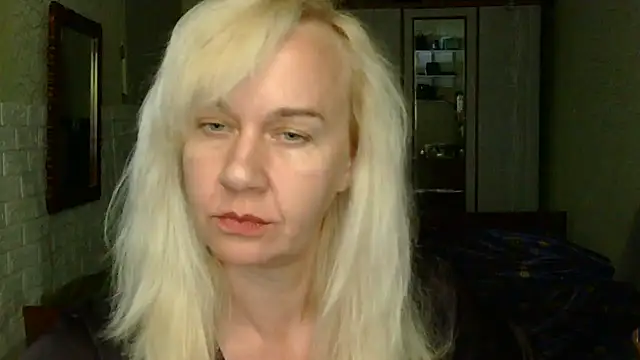 Ravelynni online show from 07/12/26, 01:56