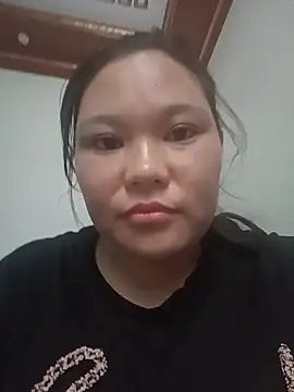 Snapshot of Holy-mi chatting on 07/26/26, 06:09 Holy-mi online show from 07/26/26, 06:09