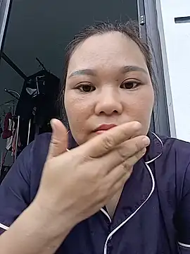 Snapshot of Holy-mi chatting on 07/08/26, 09:54 Holy-mi online show from 07/08/26, 09:54