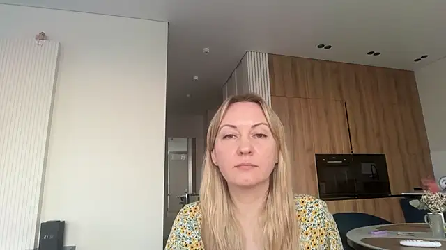 Dorielle online show from 06/24/26, 02:37