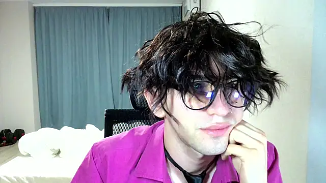 Snapshot of AlexSunx chatting on 06/26/26, 10:48 AlexSunx online show from 06/26/26, 10:48