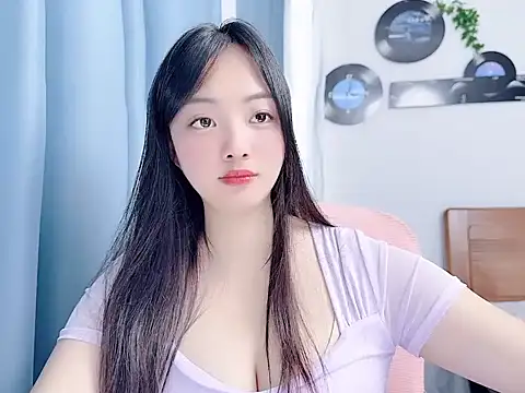 Winnie666999 online show from 06/25/26, 05:12