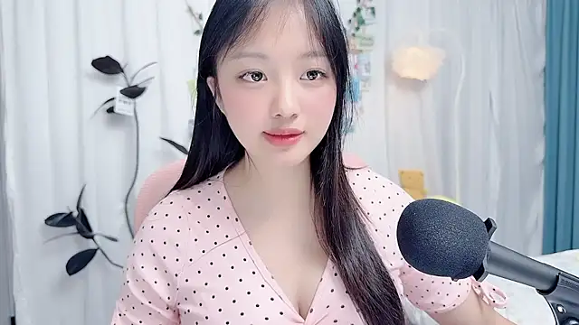 Winnie666999 online show from 08/06/26, 03:18