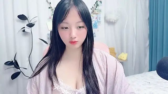 Winnie666999 online show from 08/03/26, 11:27