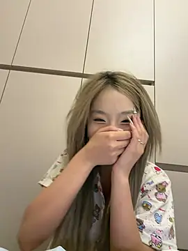Uugirl00 online show from 06/21/26, 03:51