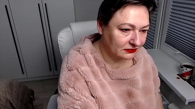 ScarlettReed online show from 12/22/25, 06:57