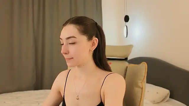 cherrylatte online show from 06/22/26, 07:22