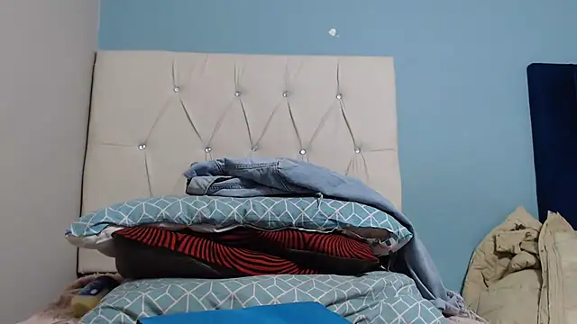 ShamilCruzXx online show from 07/16/26, 06:43