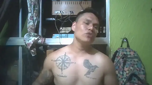 Snapshot of LatinoLeones chatting on 07/30/26, 03:49 LatinoLeones online show from 07/30/26, 03:49