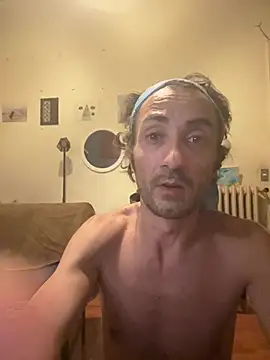 foxymoron210380 online show from 08/04/26, 10:58