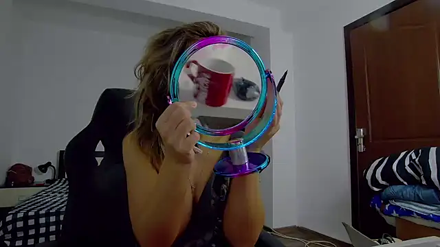 DedeSibel online show from 09/15/25, 05:08