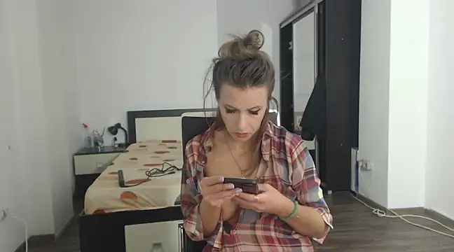 DedeSibel online show from 03/21/25, 08:29