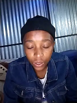 Nishaqueenx online show from 07/28/26, 01:21