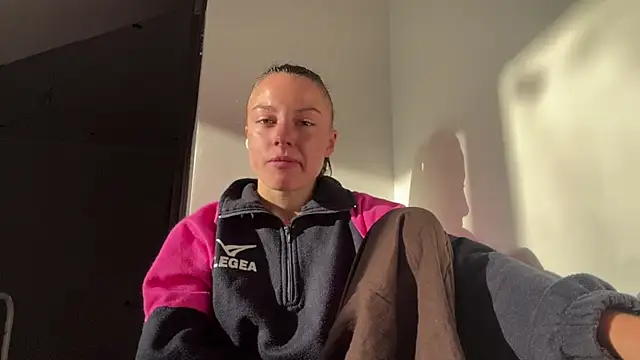 Monicaqte online show from 07/28/26, 04:20
