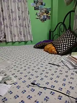 School girl tanisha online show from 07/01/26, 10:04