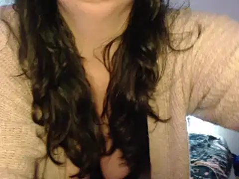 Snapshot of starfucker420XO chatting on 07/01/26, 06:14 starfucker420XO online show from 07/01/26, 06:14