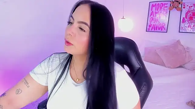 camilaa7 online show from 07/04/26, 07:26