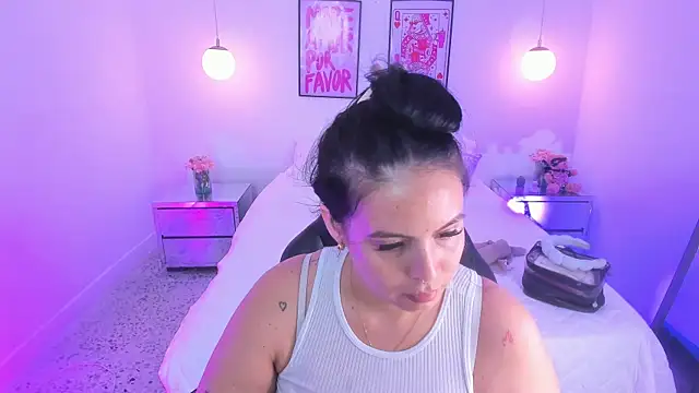 camilaa7 online show from 06/24/26, 07:07