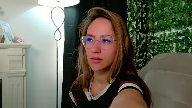 Nicole Bliss online show from 07/09/26, 05:19