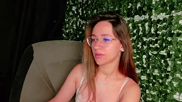 Nicole Bliss online show from 07/03/26, 05:25
