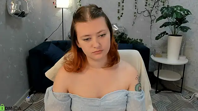 Velvet-Flame online show from 07/28/26, 03:03
