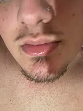 luisinnnnnn online show from 07/12/26, 05:52