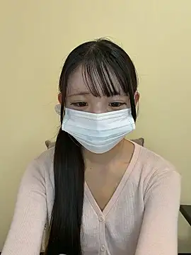 Snapshot of risa_____ chatting on 06/28/26, 12:22 risa online show from 06/28/26, 12:22