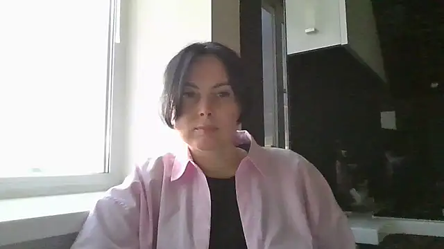 Snapshot of Velissada chatting on 06/27/26, 08:26 Velissada online show from 06/27/26, 08:26
