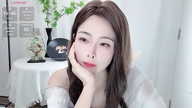 Snapshot of Guokoi chatting on 06/26/26, 03:34 Guokoi online show from 06/26/26, 03:34
