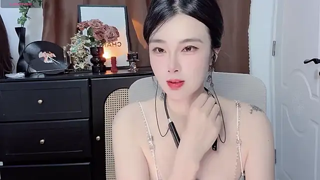 Snapshot of Guokoi chatting on 08/05/26, 11:54 Guokoi online show from 08/05/26, 11:54