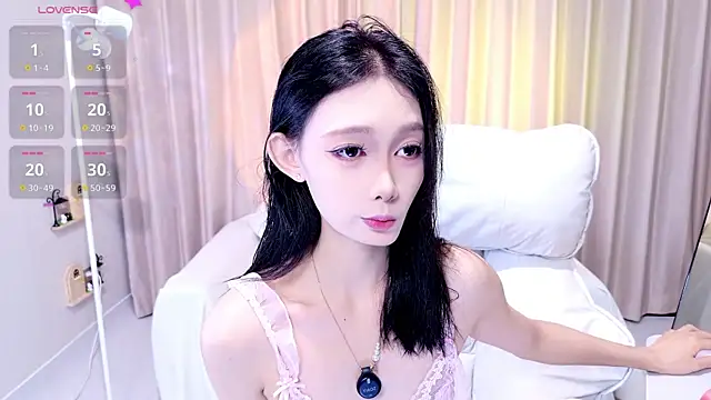 Snapshot of YangYang-0805 chatting on 07/25/26, 05:15 YangYang-0805 online show from 07/25/26, 05:15