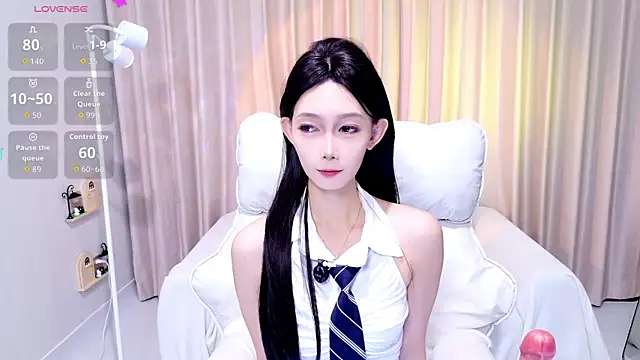 Snapshot of YangYang-0805 chatting on 07/02/26, 05:13 YangYang-0805 online show from 07/02/26, 05:13