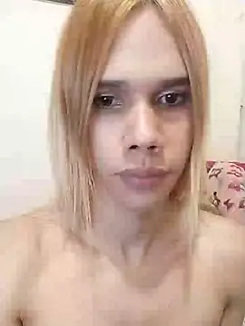 Snapshot of love_amor_ chatting on 12/12/24, 12:55 love amor online show from 12/12/24, 12:55