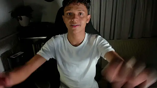 carlos 00foxx online show from 06/30/26, 09:37