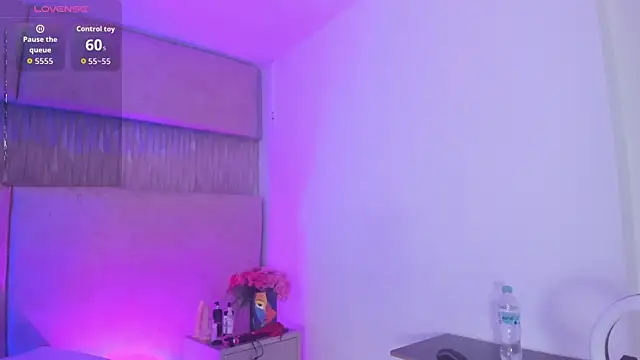   Izumii   online show from 07/29/26, 12:15
