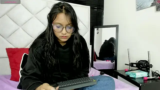 azul moonn online show from 08/05/26, 04:28