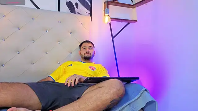 Andres fire online show from 07/08/26, 12:17