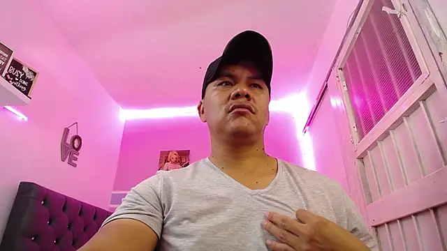 fuego moro online show from 07/01/26, 01:00