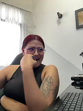 Snapshot of Sweet_Cherry__1 chatting on 07/10/26, 05:46 Sweet Cherry 1 online show from 07/10/26, 05:46
