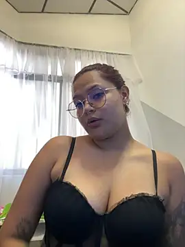 Snapshot of Sweet_Cherry__1 chatting on 07/16/26, 09:01 Sweet Cherry 1 online show from 07/16/26, 09:01