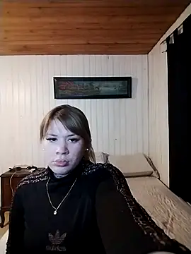 Snapshot of chula79 chatting on 06/24/26, 12:20 chula79 online show from 06/24/26, 12:20