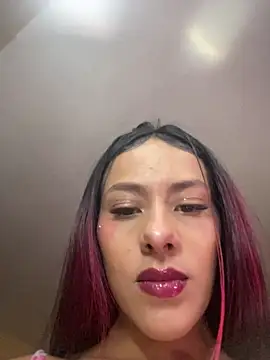 im Emily LS online show from 06/25/26, 10:26