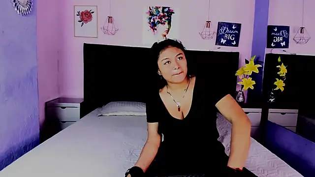 Snapshot of LexiSttar chatting on 08/09/26, 01:17 LexiSttar online show from 08/09/26, 01:17