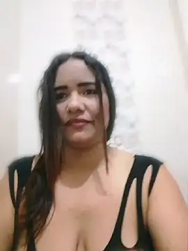 Snapshot of Susanne-love chatting on 07/06/26, 12:01 Susanne-love online show from 07/06/26, 12:01