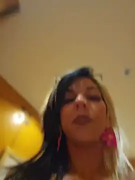 lil jiggly online show from 07/07/26, 04:59